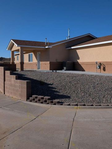 323 Sunrise Bluffs Drive, Belen, NM 87002