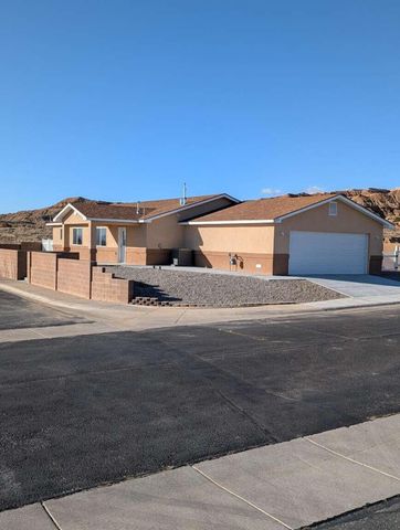 323 Sunrise Bluffs Drive, Belen, NM 87002