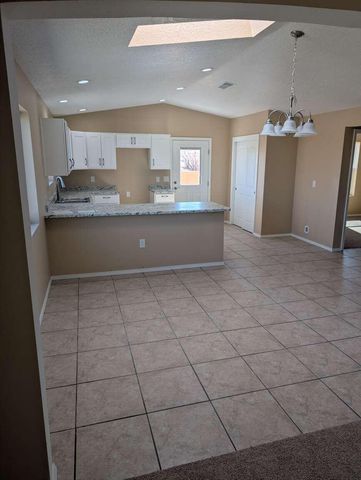 323 Sunrise Bluffs Drive, Belen, NM 87002