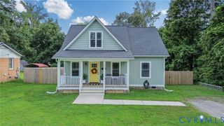 511 5th St, Blackstone, VA 23824