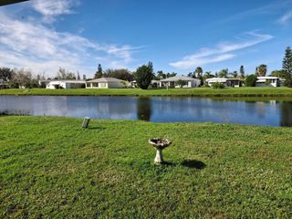 9 Madrid Lane, Port St Lucie, FL 34952