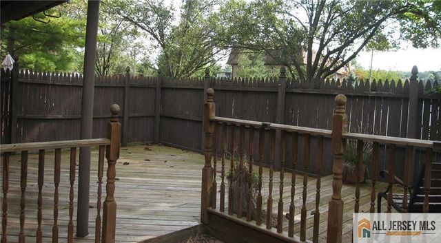 6107 N Oaks Boulevard, North Brunswick, NJ 08902