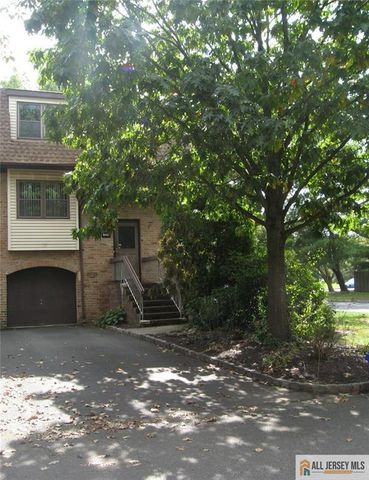 6107 N Oaks Boulevard, North Brunswick, NJ 08902