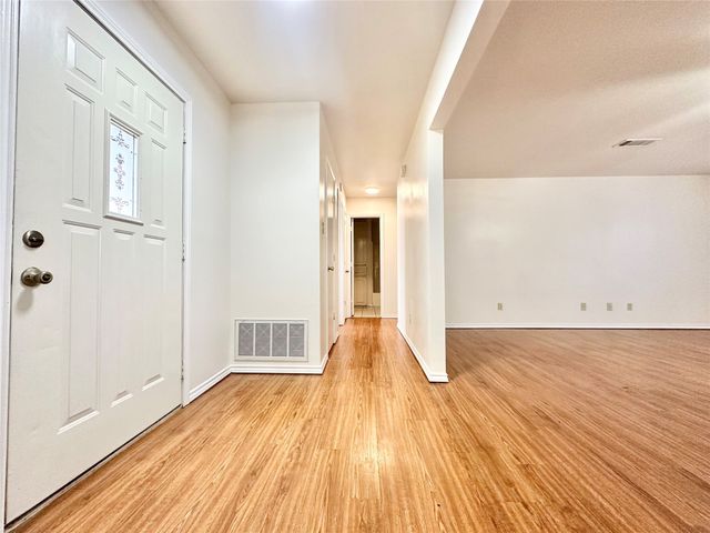 8869 Liberty Road, Aubrey, TX 76227