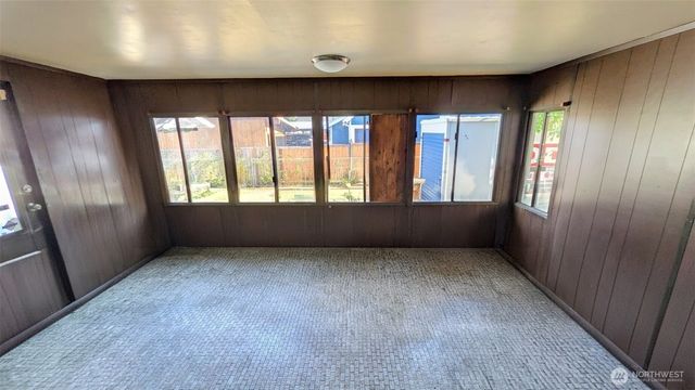 6101 Tacoma Avenue S, Tacoma, WA 98408