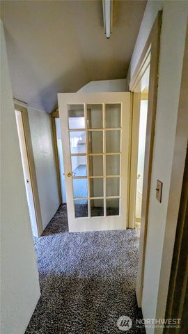 6101 Tacoma Avenue S, Tacoma, WA 98408