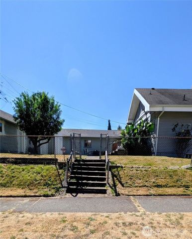 6101 Tacoma Avenue S, Tacoma, WA 98408