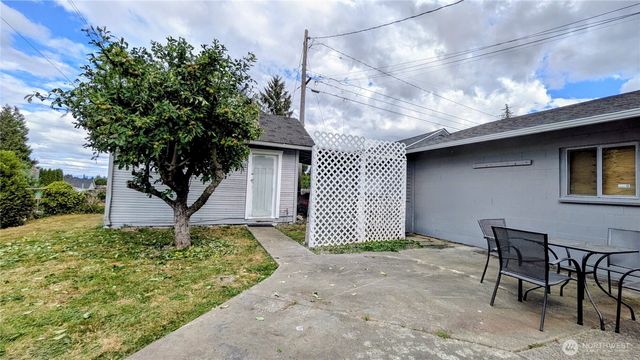 6101 Tacoma Avenue S, Tacoma, WA 98408