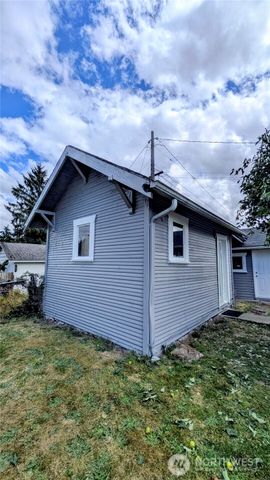 6101 Tacoma Avenue S, Tacoma, WA 98408