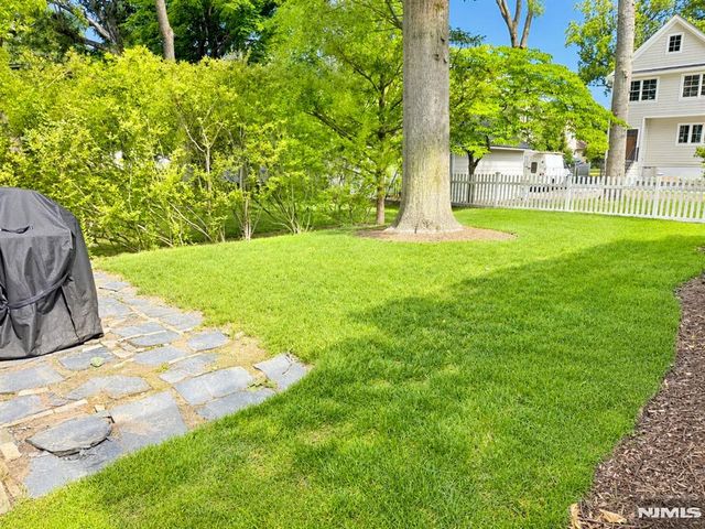 310 Kenilworth Road, Ridgewood, NJ 07450