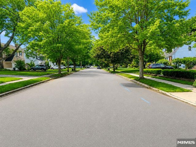 310 Kenilworth Road, Ridgewood, NJ 07450