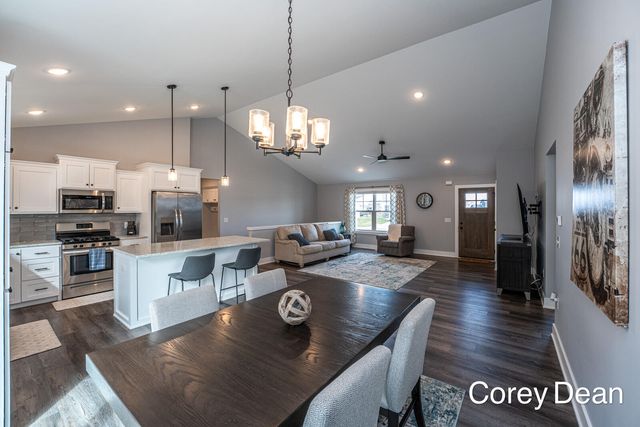 6286 Parker Street, Allendale Twp, MI 49401