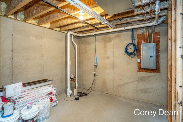 6286 Parker Street, Allendale Twp, MI 49401