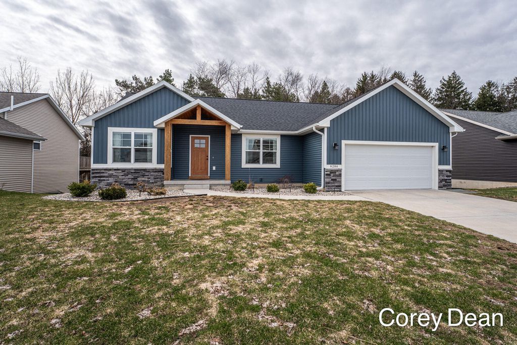 6286 Parker Street, Allendale Twp, MI 49401