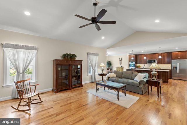 135 KINROSS DR, Winchester, VA 22602