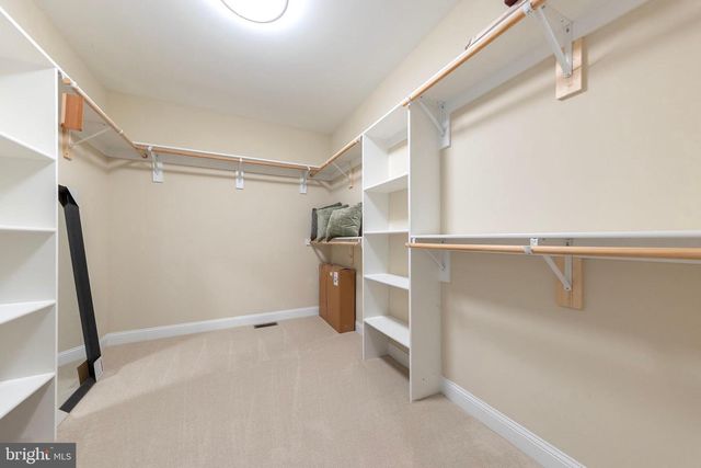 135 KINROSS DR, Winchester, VA 22602
