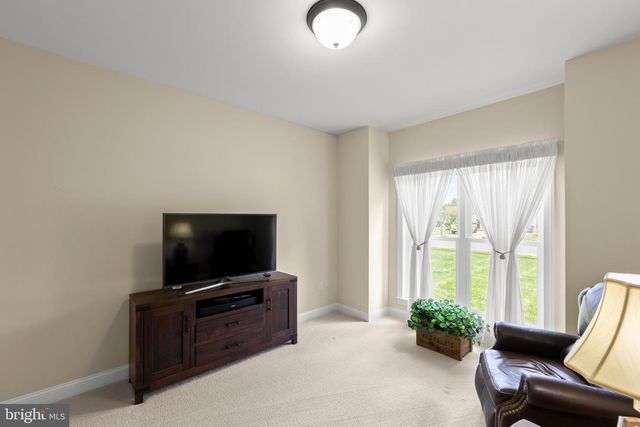 135 KINROSS DR, Winchester, VA 22602