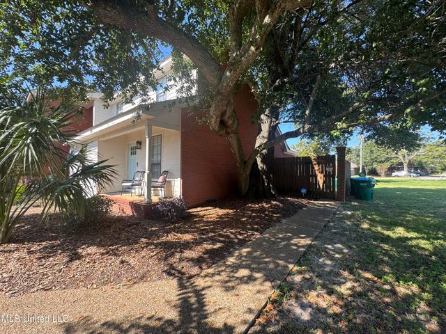 106 Sunridge Park, Gulfport, MS 39507