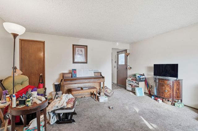 1315 E Bridgeport Ave, Spokane, WA 99207