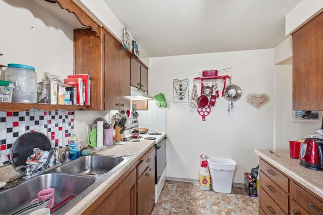 1315 E Bridgeport Ave, Spokane, WA 99207