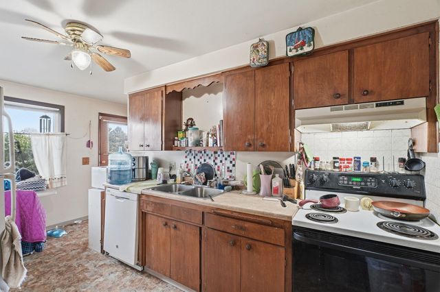 1315 E Bridgeport Ave, Spokane, WA 99207