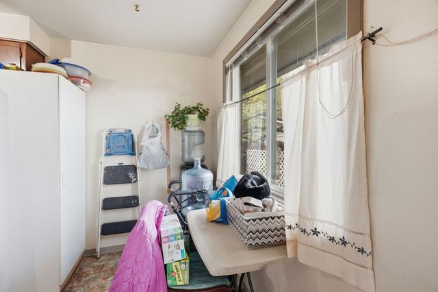 1315 E Bridgeport Ave, Spokane, WA 99207