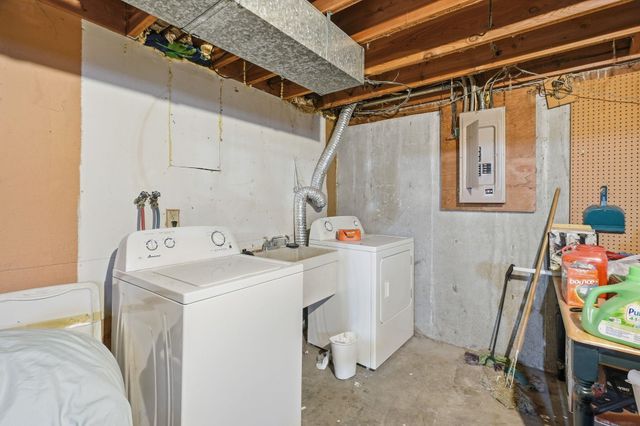 1315 E Bridgeport Ave, Spokane, WA 99207