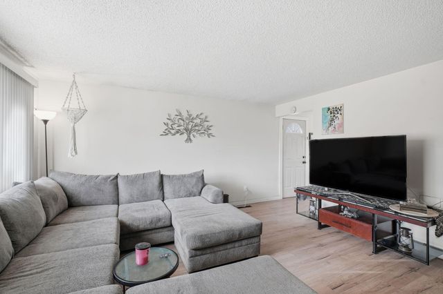 1315 E Bridgeport Ave, Spokane, WA 99207