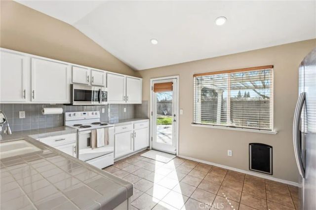6615 N Babigian, Fresno, CA 93722