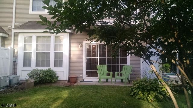 258 Riverwalk Way, Clifton City, NJ 07014