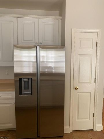 258 Riverwalk Way, Clifton City, NJ 07014