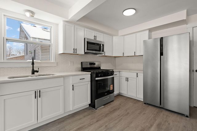 2014 E Elm Street, Griffith, IN 46319