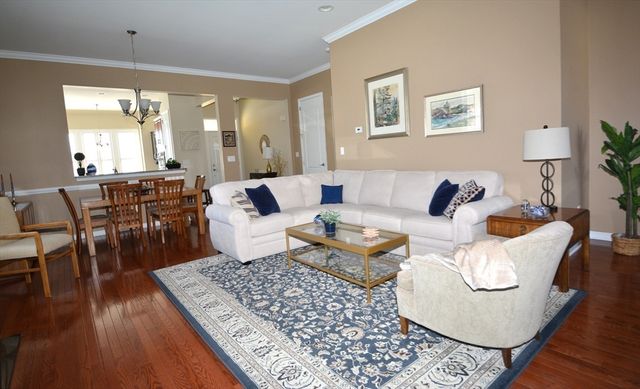 14 Hartshorne Way 14, Methuen, MA 01844