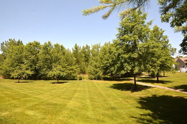 14 Hartshorne Way 14, Methuen, MA 01844