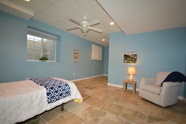 14 Hartshorne Way 14, Methuen, MA 01844