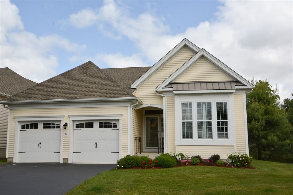 14 Hartshorne Way 14, Methuen, MA 01844