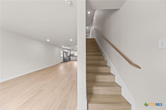 1204 S Martin Luther King Jr Lane B, Temple, TX 76501