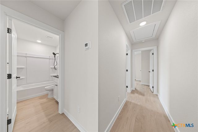 1204 S Martin Luther King Jr Lane B, Temple, TX 76501