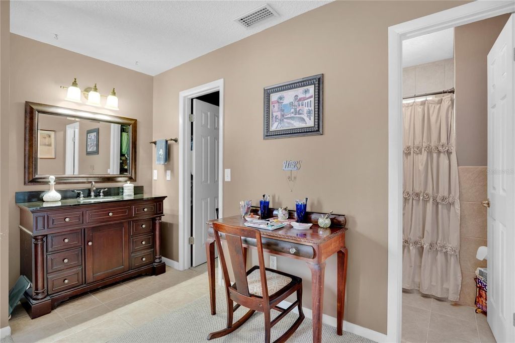 Image 19 of property listing at 1808 INDIA PALM DRIVE, Edgewater, FL 32132