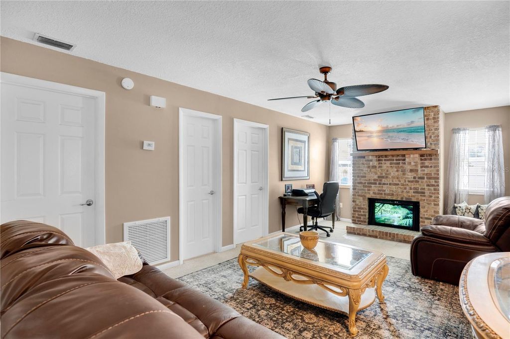 Image 21 of property listing at 1808 INDIA PALM DRIVE, Edgewater, FL 32132