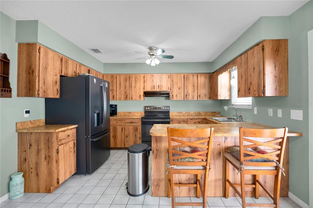 Image 6 of property listing at 1808 INDIA PALM DRIVE, Edgewater, FL 32132