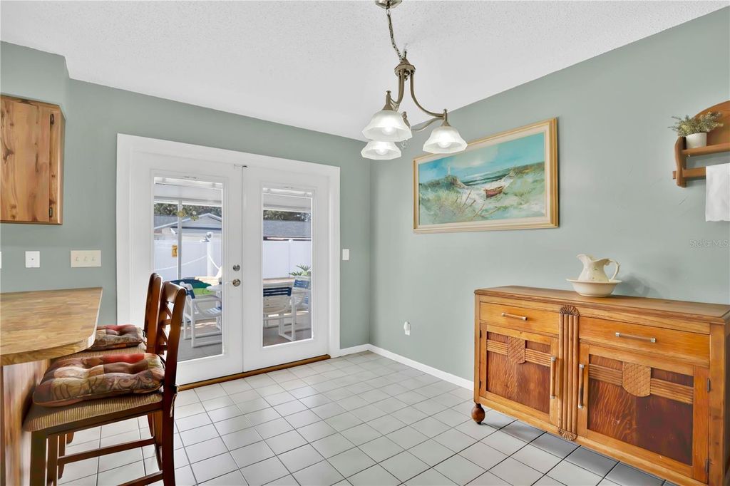 Image 8 of property listing at 1808 INDIA PALM DRIVE, Edgewater, FL 32132