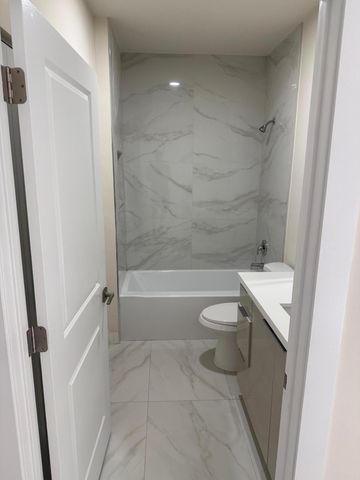 2999 NW 9th Street, Fort Lauderdale, FL 33311