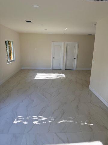 2999 NW 9th Street, Fort Lauderdale, FL 33311