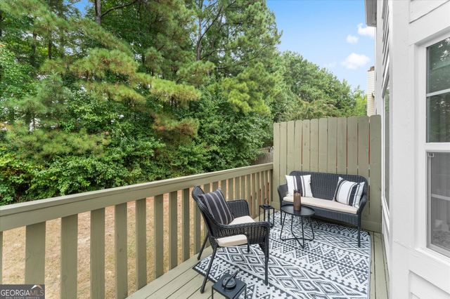 4330 Thorngate Lane, Acworth, GA 30101