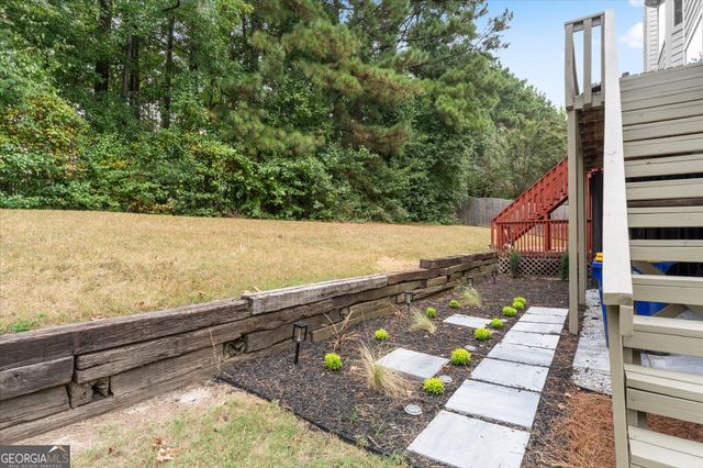 4330 Thorngate Lane, Acworth, GA 30101