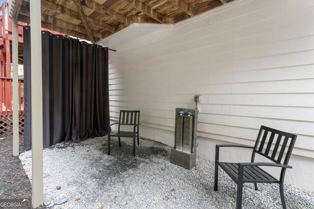 4330 Thorngate Lane, Acworth, GA 30101