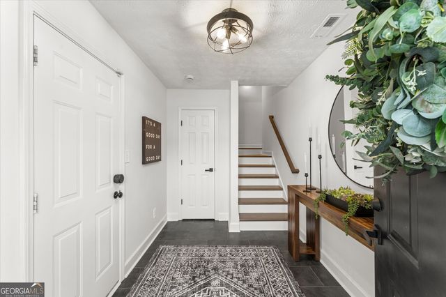 4330 Thorngate Lane, Acworth, GA 30101