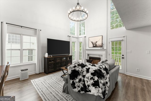 4330 Thorngate Lane, Acworth, GA 30101