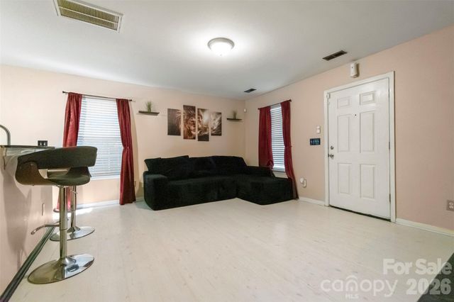 5541 Peachwood Drive, Charlotte, NC 28216